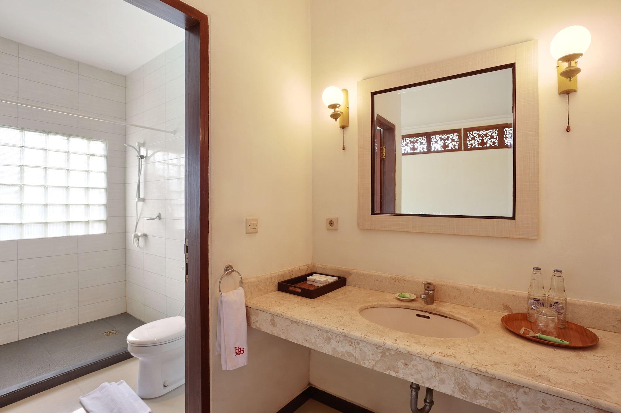 The Batu Belig Hotel & Spa Seminyak Kültér fotó