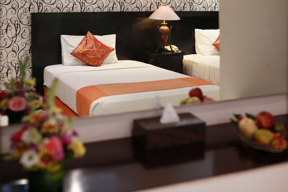 The Batu Belig Hotel & Spa Seminyak Kültér fotó