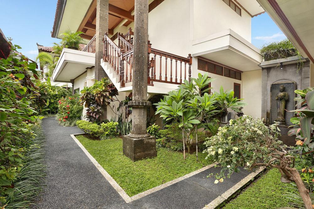 The Batu Belig Hotel & Spa Seminyak Kültér fotó